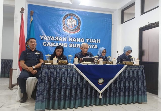 Ketua Pengurus Cabang Surabaya Yayasan Hang Tuah Berikan Pengarahan Bendahara Satdik